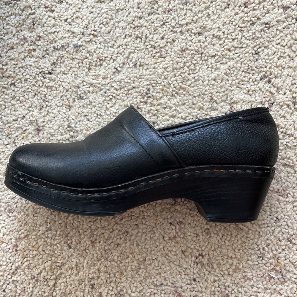 Dockers Shoes - Picture 2 of 9